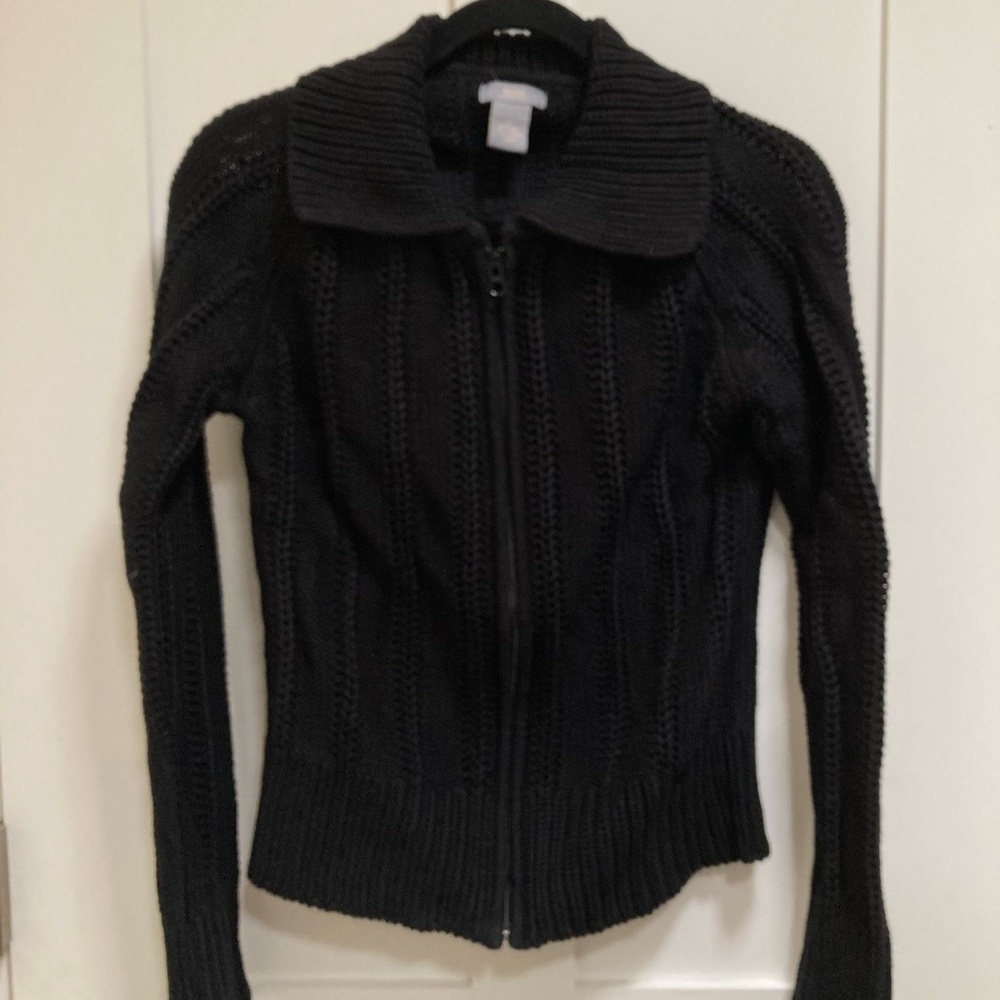 Women's Black Zipper Sweater